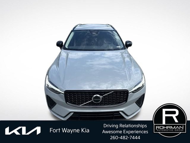 2025 Volvo XC60 B5 Core