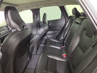 2025 Volvo XC60 B5 Core