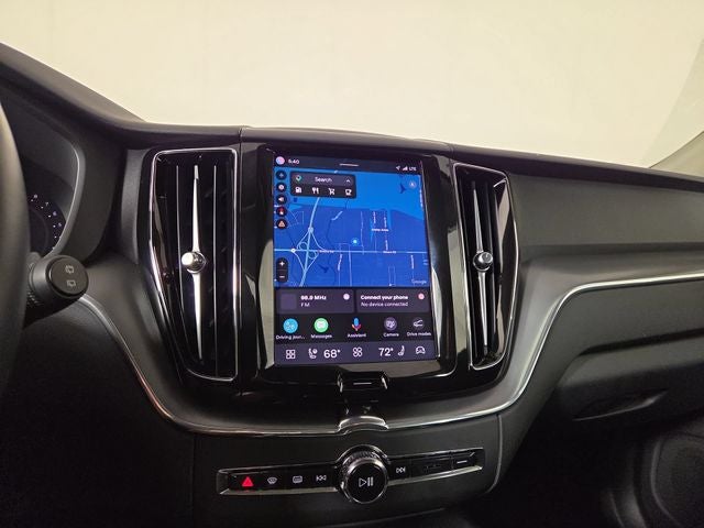 2025 Volvo XC60 B5 Core