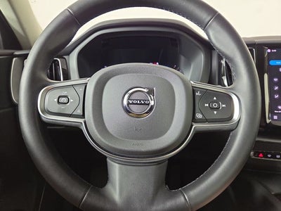 2025 Volvo XC60 B5 Core