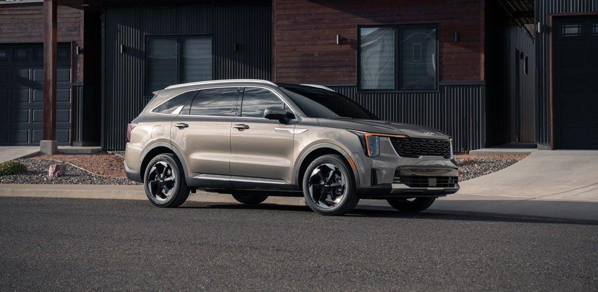 2025 Kia Sorento Plug-In Hybrid Parked